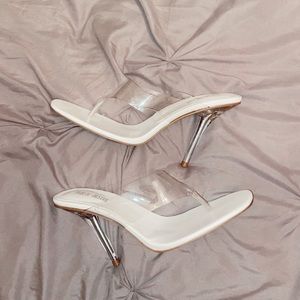 y2k sandals / stilettos